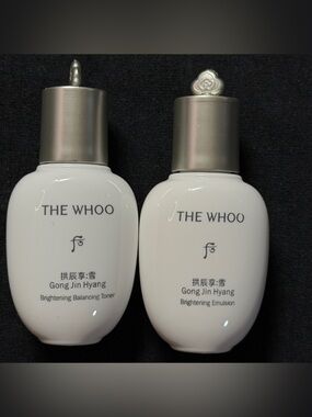 THE WHOO Gong Jin Hyang Brightening Balancing Toner - White 20ml (No box )